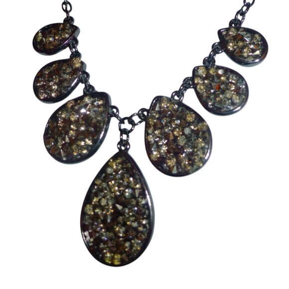 Dark Gray Necklace, Teardrop Pendants, with Crystal Pave Clusters, New Nwt - Picture 3 of 7